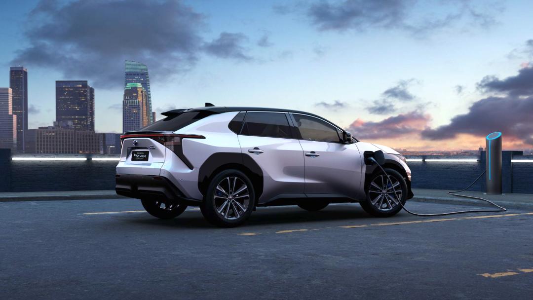 卡羅垃新能源汽車(chē)，卡羅拉新能源汽車(chē)引領(lǐng)綠色出行潮流