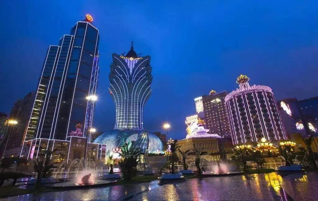 2024澳門特馬今晚開什么,2024澳門特馬今晚開什么深圳特區(qū)報，關(guān)于澳門特馬今晚開什么號的深圳特區(qū)報討論，警惕違法犯罪風(fēng)險