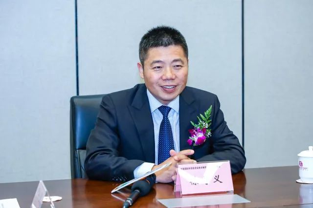 王洪斌最新動向，揭秘商業(yè)領(lǐng)袖的神秘步伐，王洪斌動向解析，解碼商業(yè)領(lǐng)袖的非凡軌跡