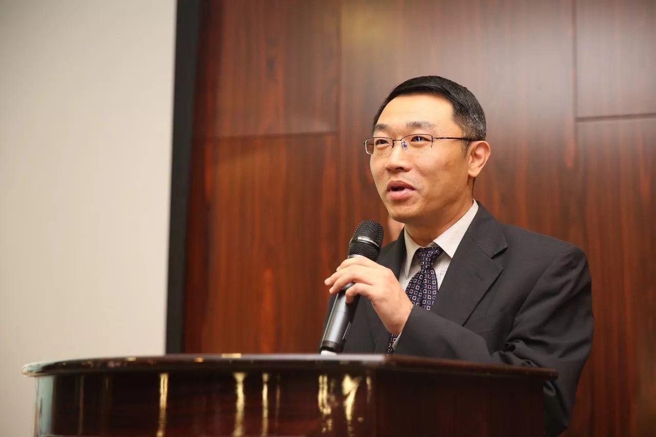 新能源汽車決戰(zhàn)2025,新能源汽車 2025，新能源汽車，決戰(zhàn)2025，邁向未來之路