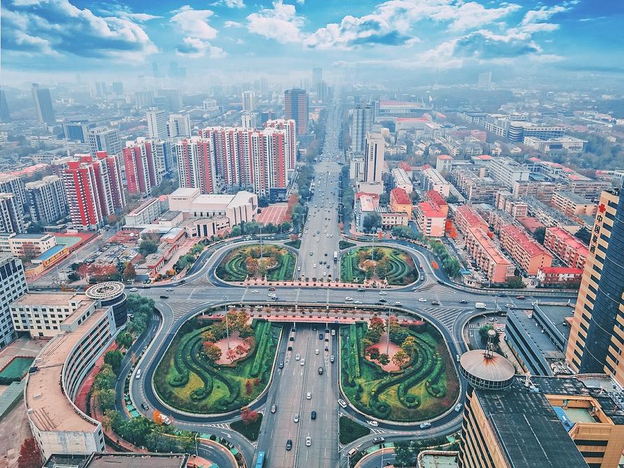 中國新能源汽車戰(zhàn)略,中國新能源汽車戰(zhàn)略是什么時候提出來的，中國新能源汽車戰(zhàn)略的提出時間與演進歷程