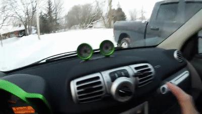 新能源汽車(chē)座椅,新能源汽車(chē)座椅加熱費(fèi)電嗎，新能源汽車(chē)座椅，座椅加熱的能耗解析
