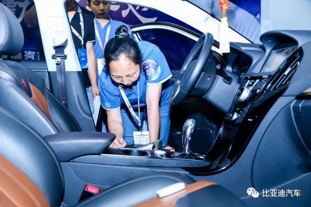 新能源汽車大賽中的佼佼者，奇瑞eQ的獨特魅力與卓越表現(xiàn)，奇瑞eQ在新能源汽車大賽中展現(xiàn)獨特魅力與卓越表現(xiàn)，成為佼佼者