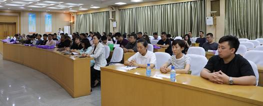 揭秘超便宜新能源，綠色出行新選擇，助力節(jié)能減排，超值新能源利器，綠色出行新選擇，節(jié)能減排新篇章