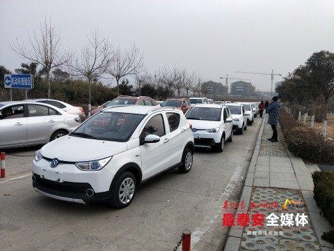 滿莊新能源廠招聘電話,滿莊新能源廠招聘電話號碼，滿莊新能源廠招聘聯(lián)系方式公布，電話號碼一覽！