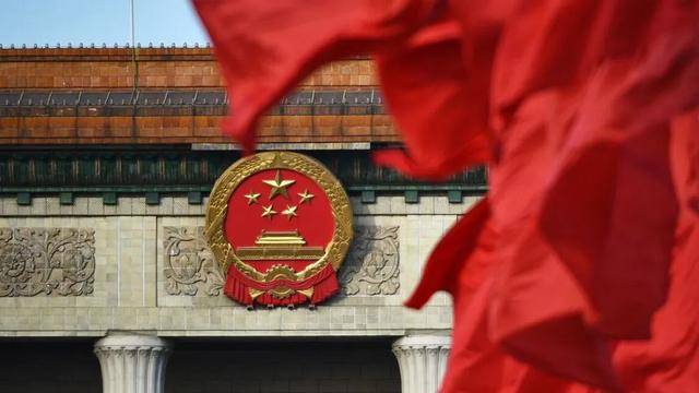 兩會(huì)新能源，兩會(huì)聚焦新能源發(fā)展