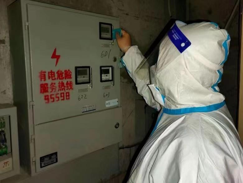 新能源電動車路上沒電了？掌握這些應(yīng)急技巧，輕松應(yīng)對！，新能源電動車突發(fā)斷電應(yīng)急攻略，一招輕松解決問題！