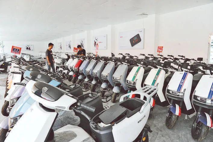 家用新能源轎車選擇哪款,家用新能源轎車選擇哪款好，家用新能源轎車選購指南，哪款是最佳選擇？