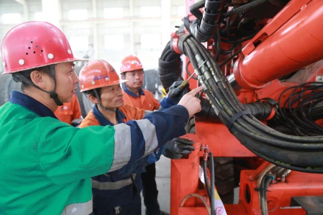 2016大海新能源招工，2016年大海新能源招聘啟事